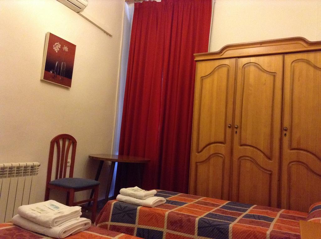 Pension La Milagrosa Granada Oda fotoğraf