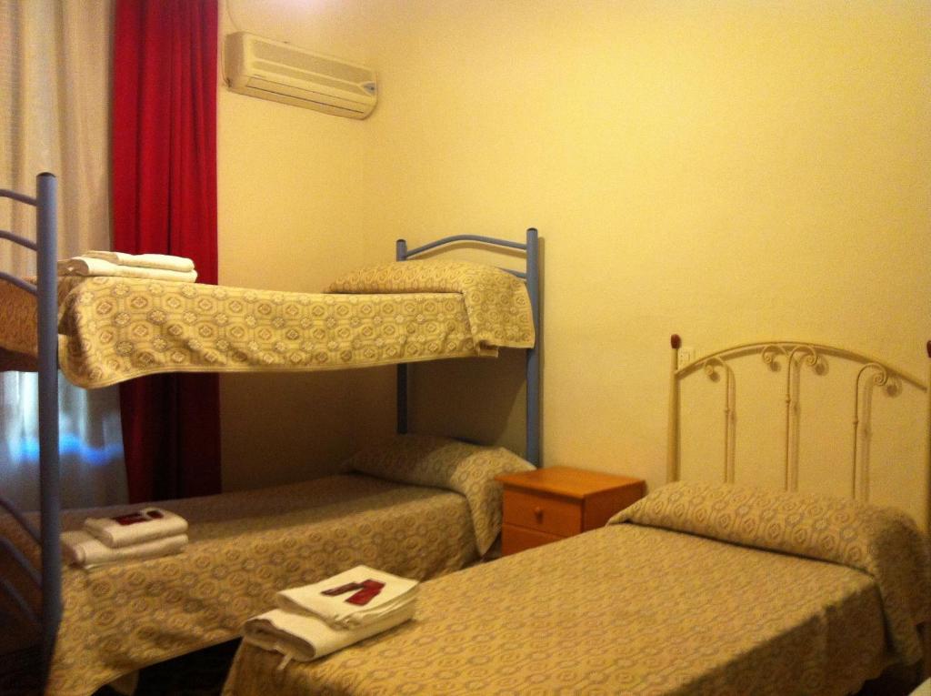 Pension La Milagrosa Granada Oda fotoğraf